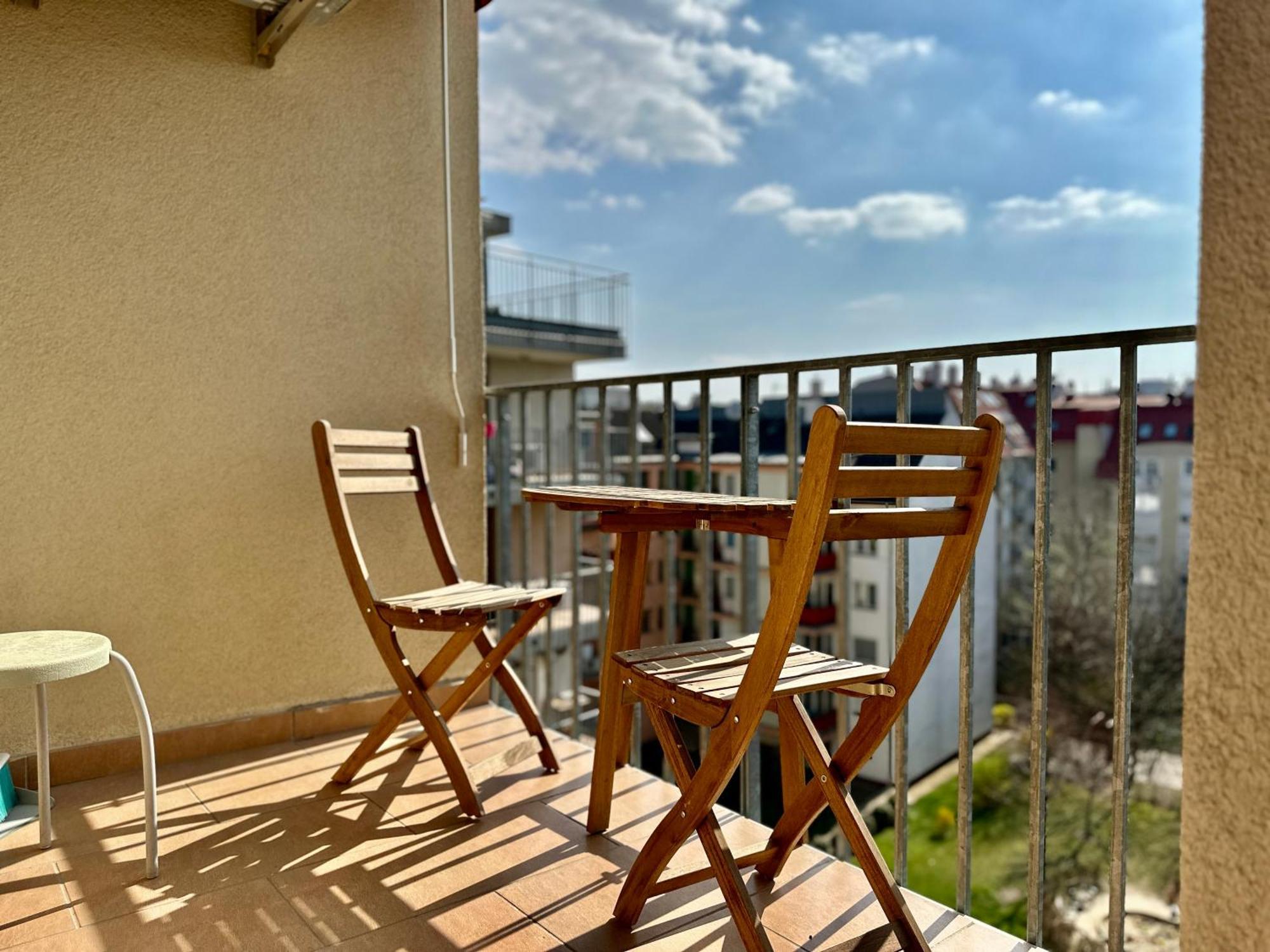 City Break Apartment - Private Garage, Ac, Balcony Budapest Eksteriør bilde